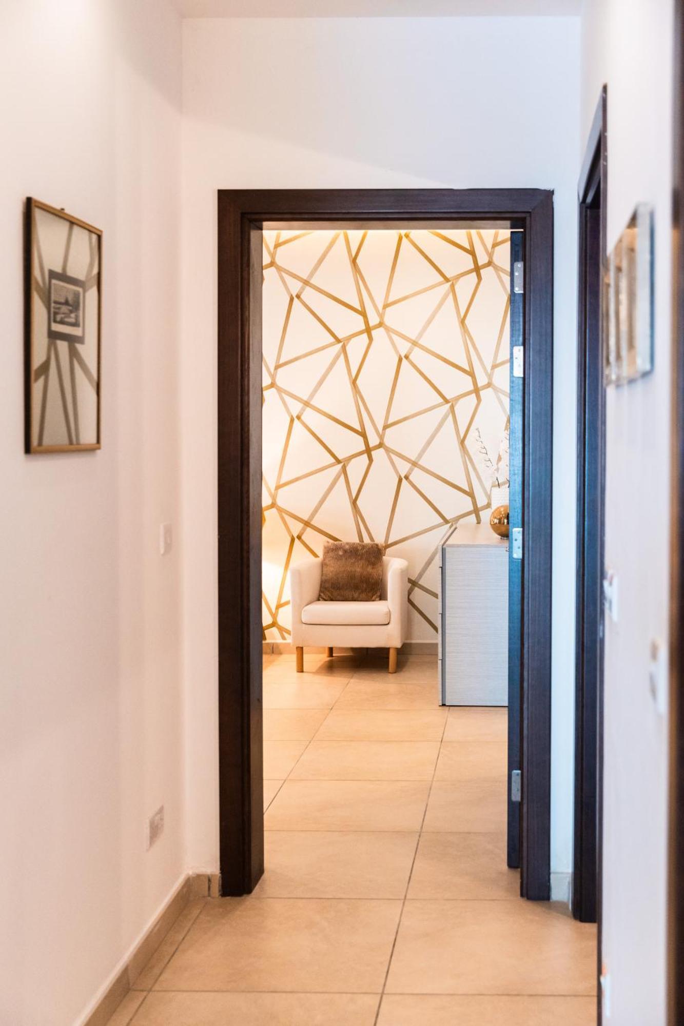 Luxury Seafront 3Br With Pool By Arcobnb Sliema Exterior photo